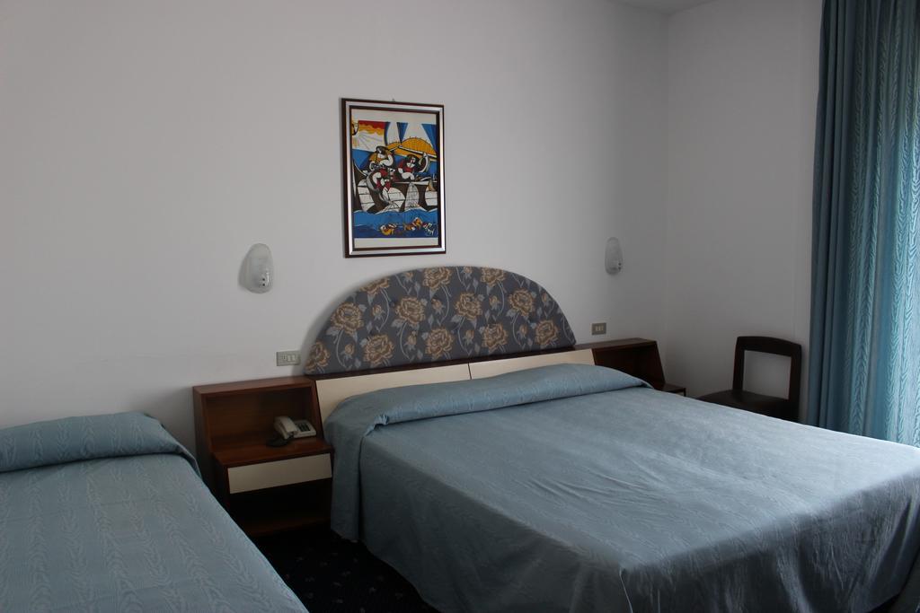 Hotel Pinolo Gubbio Exterior photo
